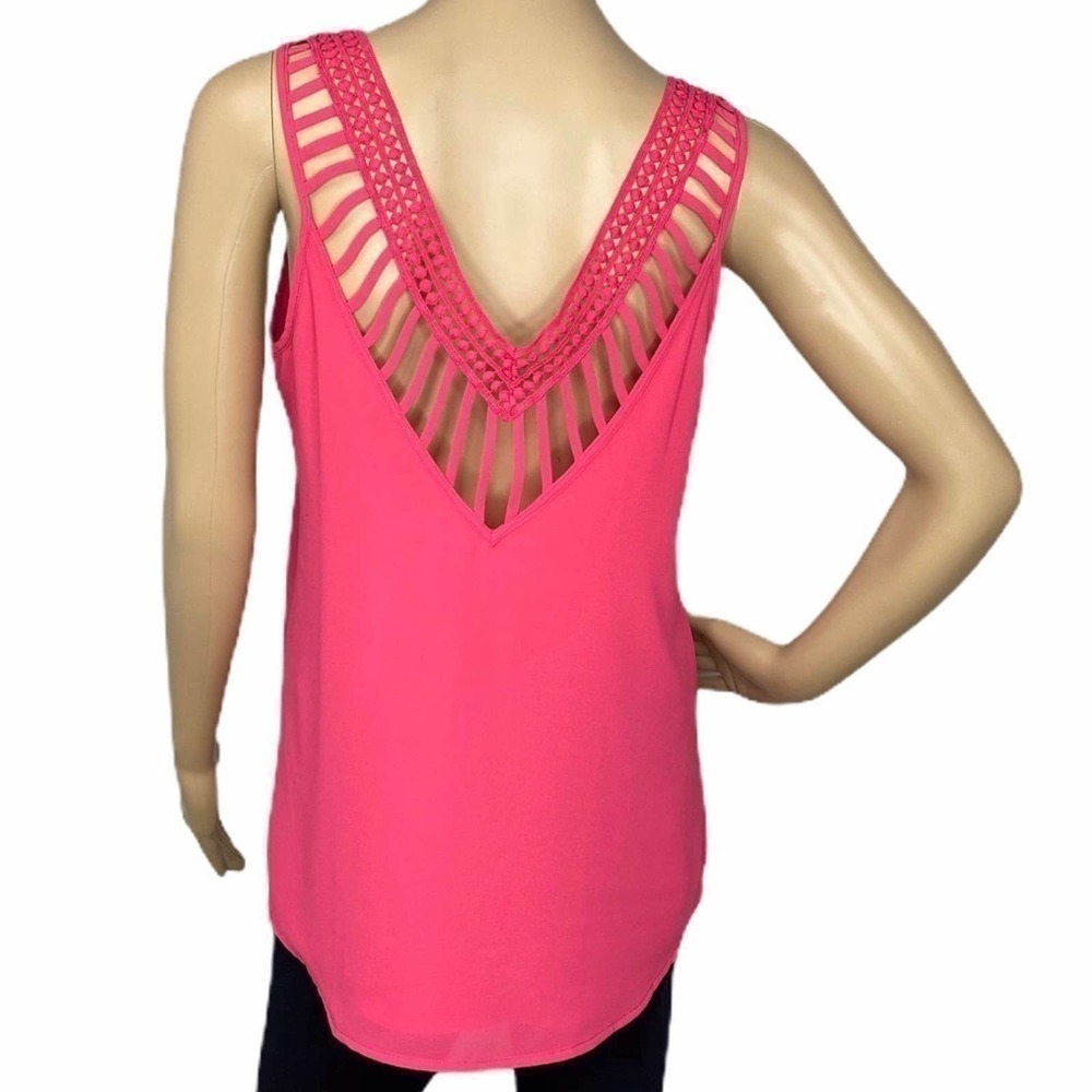 Naked Zebra Pink Deep V Back Cut-Out Sleeveless Blouse Women’s Size Medium